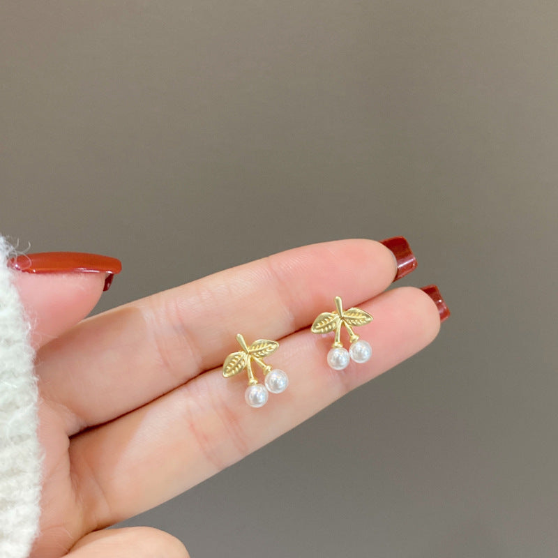 Wholesale S925 silver needle leaf rose small fresh flower earrings
